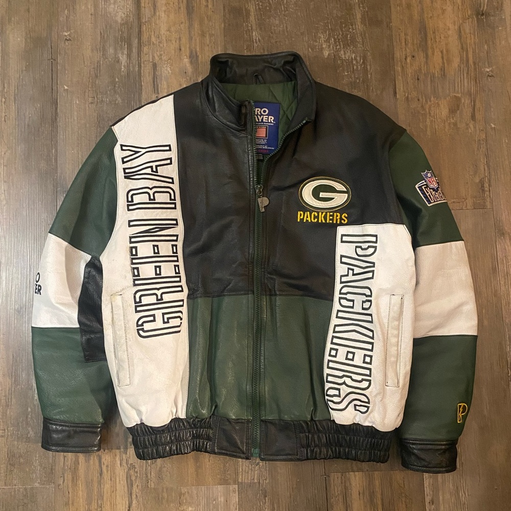 Vintage 90’s Pro Player Green Bay Packers Embroidered Leather Jacket